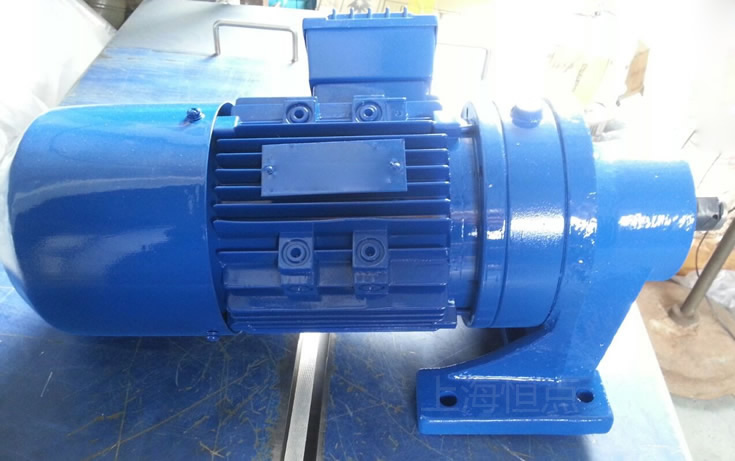 XWD2卧式擺線針輪減速機配制動電機實物照片