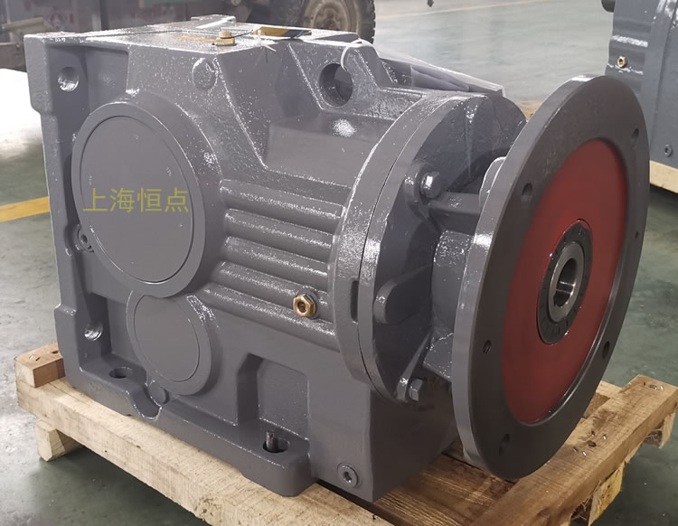 K97減速機，輸入配電機法蘭端蓋，右輸出單軸，實物圖如下