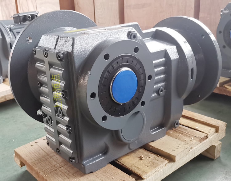 KAF87減速機 輸入配B5法蘭端蓋 右輸出配大法蘭+通孔-原創